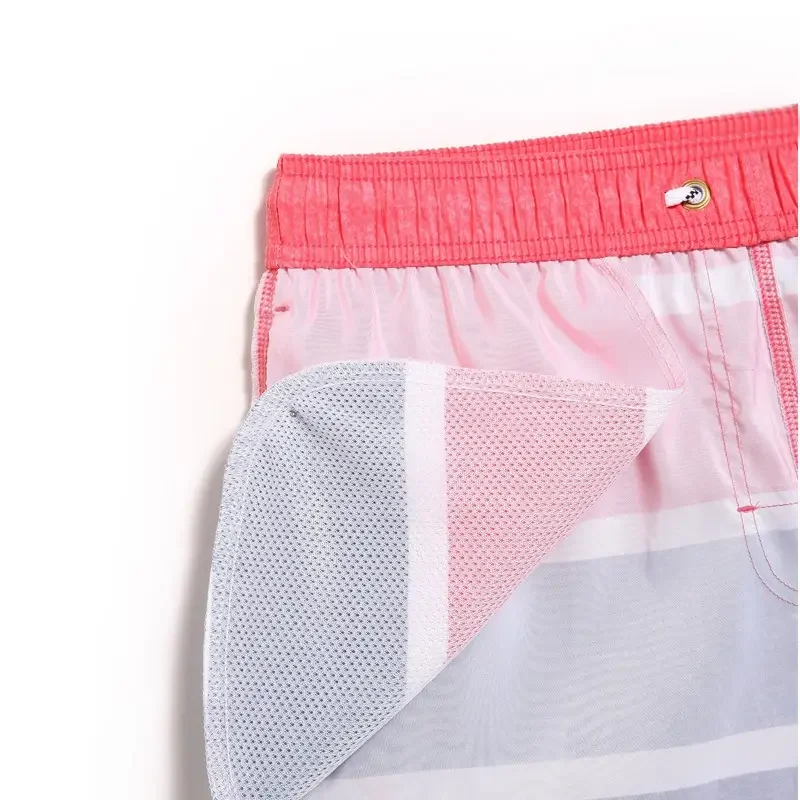 Striped Print Sports Beach Shorts (4)