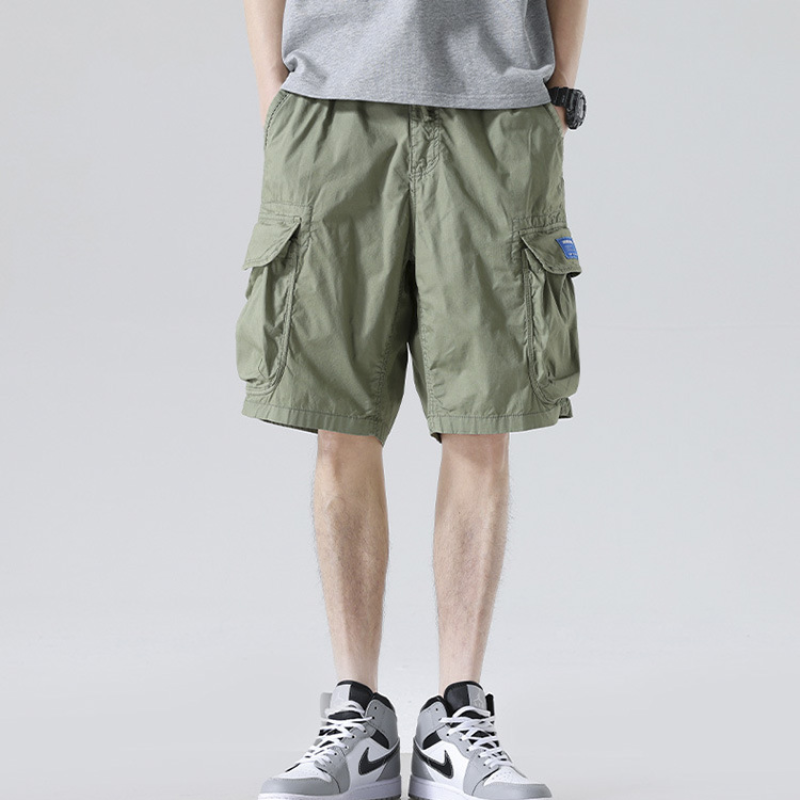 cargo shorts (1)